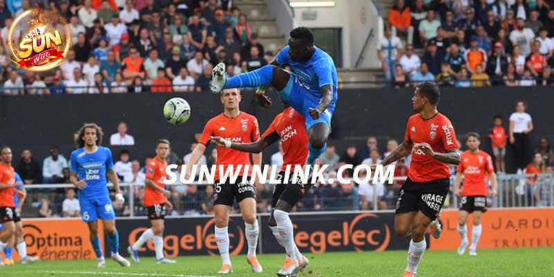 Dự đoán Lorient vs Marseille lúc 02h45 11/12