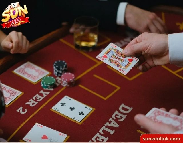 Hướng dẫn áp dụng cách đánh gấp thếp baccarat cùng Sunwin