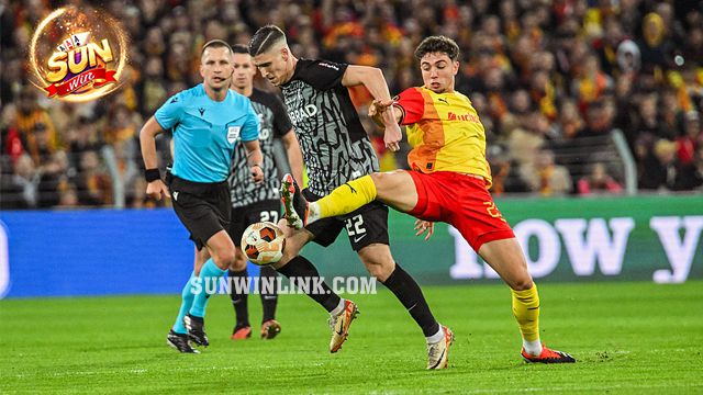 Nhận định phong độ trận đấu Freiburg vs Lens