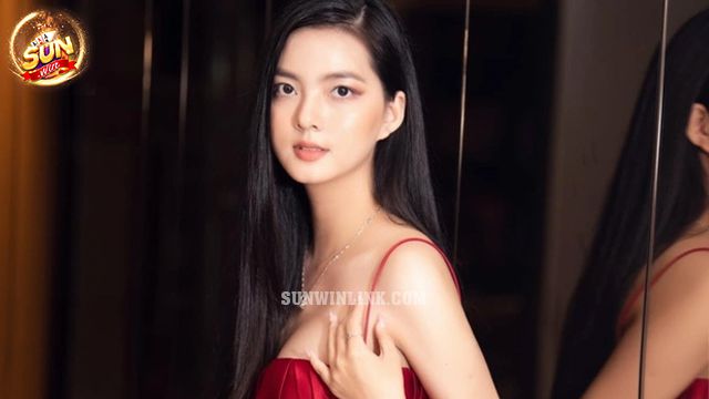 Thí sinh 2k3 tham gia Hoa hậu Việt Nam 2022 - Mai Trang Thảo là ai?